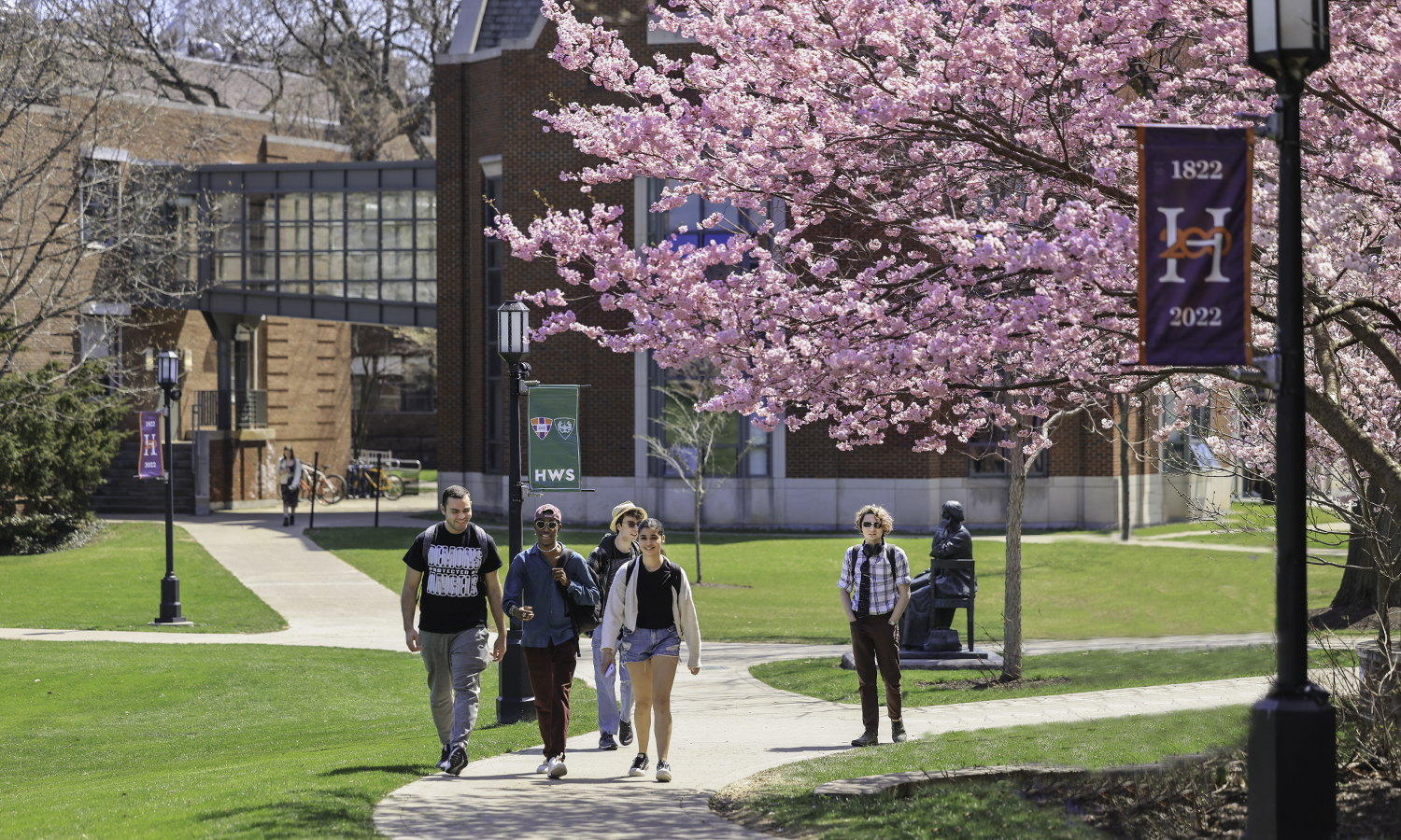 In This Week in Photos, we feature some of our favorite moments from the Spring Semester. Here, students catch up while walking to class.