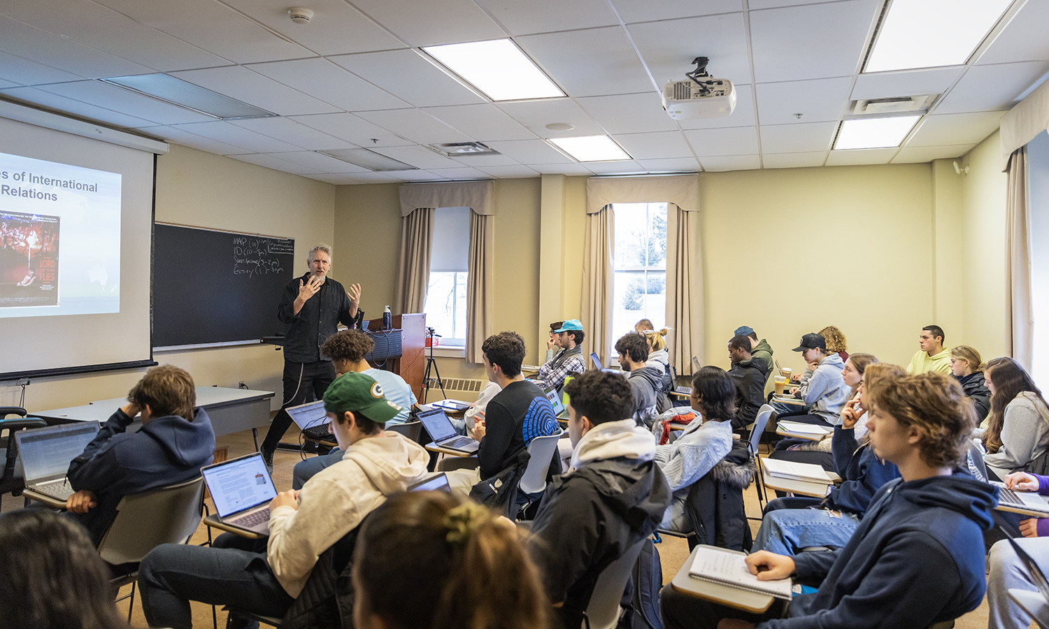 In This Week in Photos, we showcase our extraordinary faculty, who are recognized as the best by the Princeton Review. Here, Professor of International Relations Kevin Dunn teaches “Introduction to International Relations” in Stern Hall.