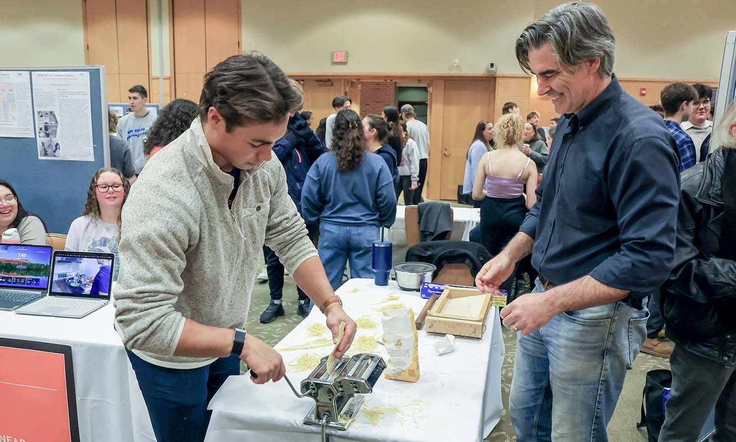 In today’s gallery, we share photos from the First-Year Seminar Symposium that gave students the opportunity to present research, artwork, writing, videos and other projects to the HWS community. Here, Jay Voica ’28 makes pasta with Associate Professor of Anthropology Christopher Annear as part of “What’s Eating You? Cooking, Cuisine & Me.”