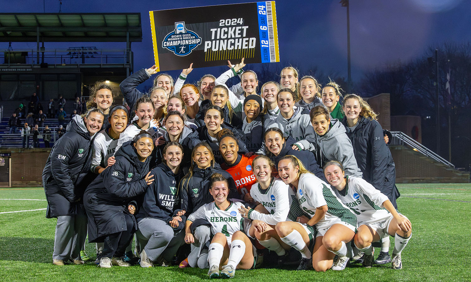 William Smith soccer gathers for a photo after defeating Trinity (Texas) 1-0 in the NCAA Division III Women’s Soccer Sectional Championship. The Herons take on Emory in the semifinals TONIGHT, Dec. 6 at 9 p.m. (6 p.m. PT) in Las Vegas.