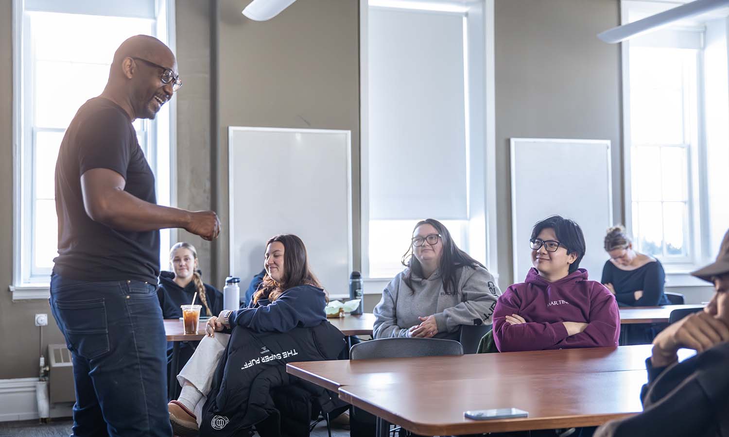 In Merritt Hall, Max Eugene, Jr. ’01 speaks about his career as a film production management instructor at the Los Angeles Film School. 