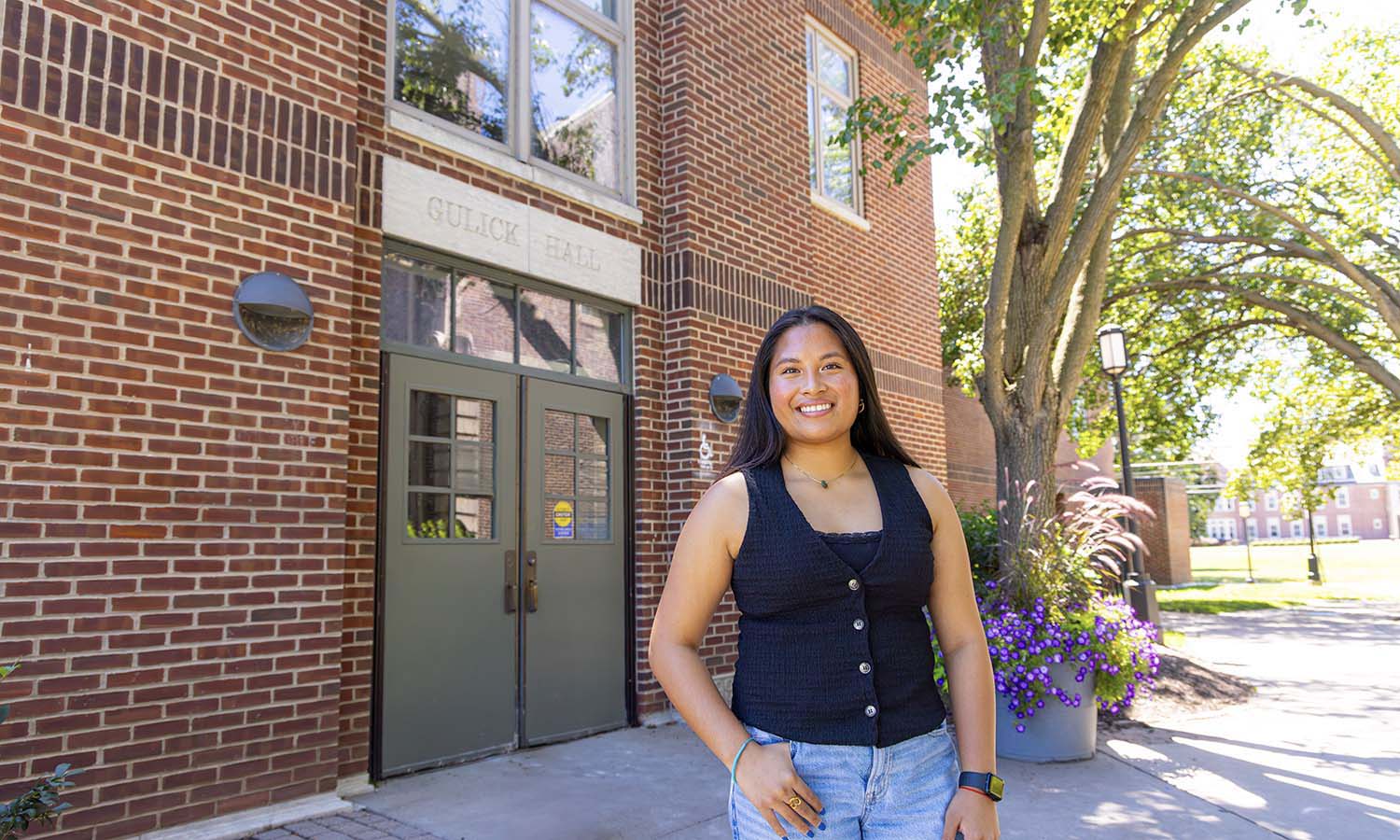 Cydney Fernandez ‘26 often joins friends in Gulick Hall to take advantage of the computers and white boards to help with studying. 