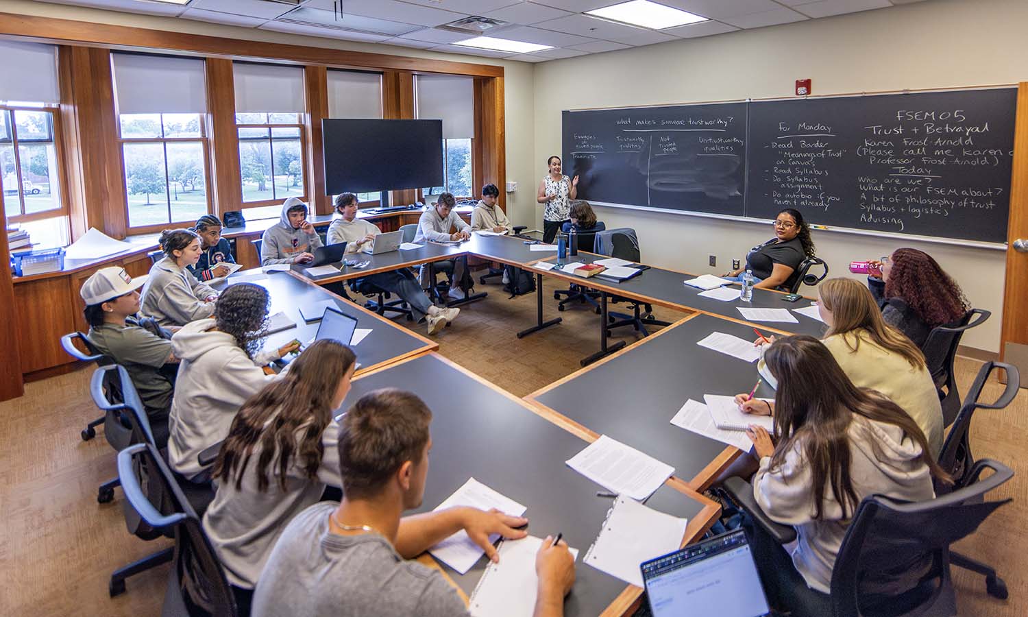 Professor of Philosophy Karen Frost-Arnold speaks about trustworthiness with students in “Trust and Betrayal.”